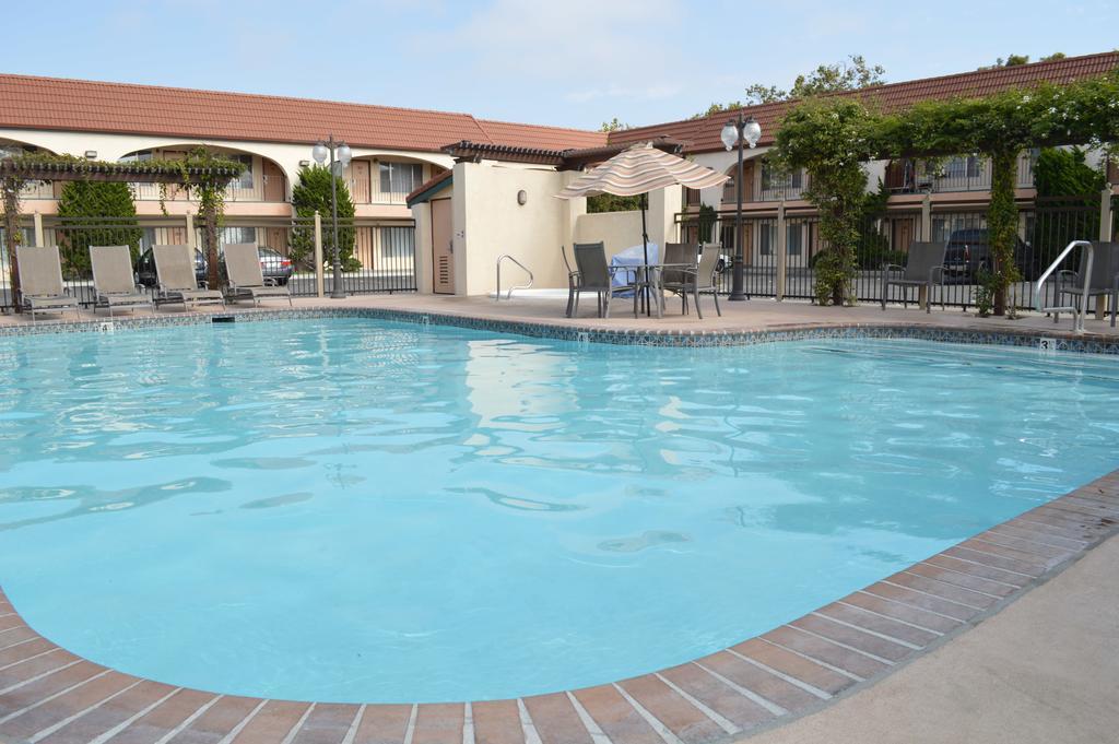 Laurel Inn & Conference Center Salinas Eksteriør bilde