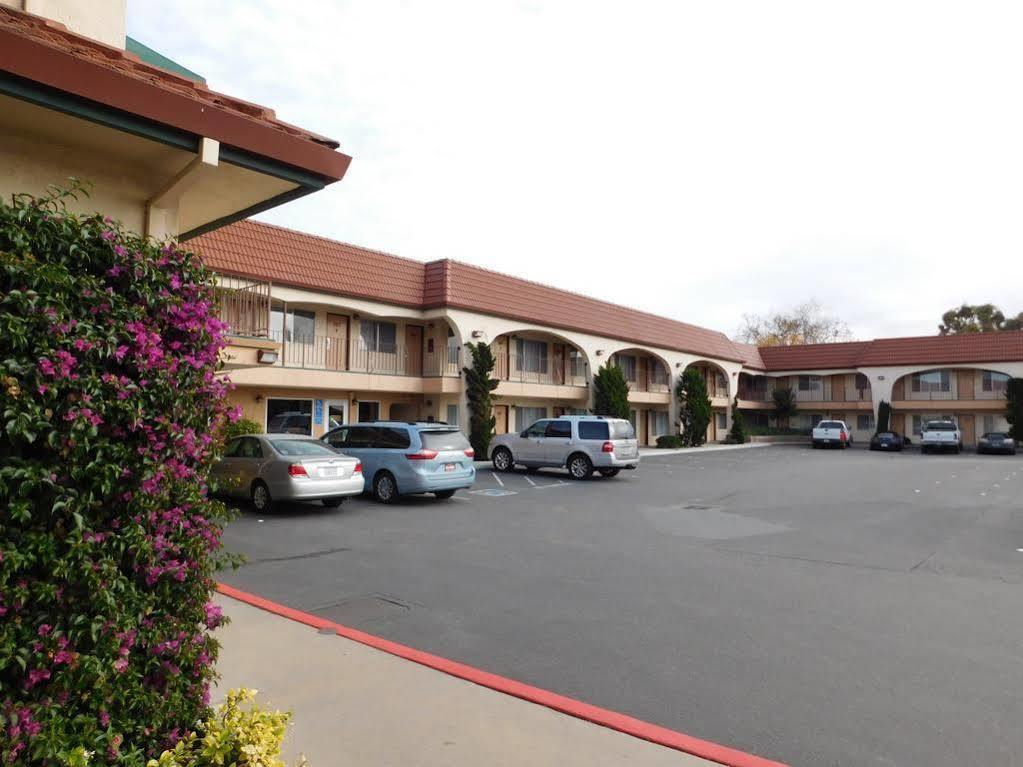 Laurel Inn & Conference Center Salinas Eksteriør bilde